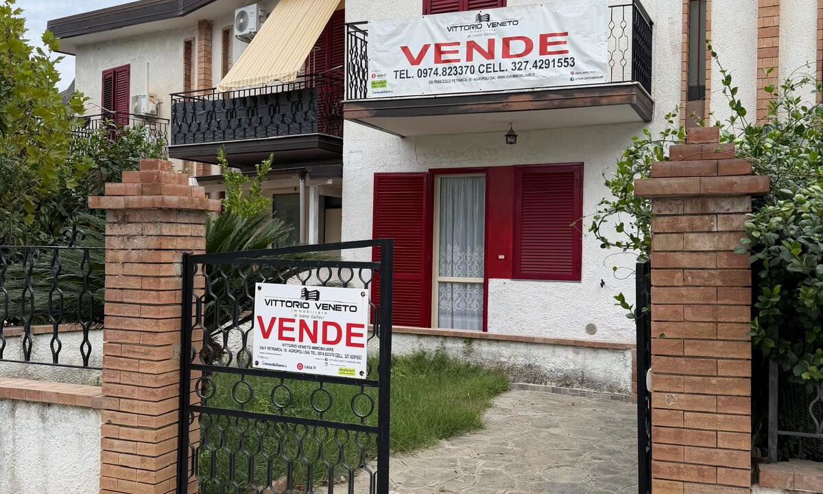 WhatsApp Image 2025-10-15 at 12.21.28 (1)