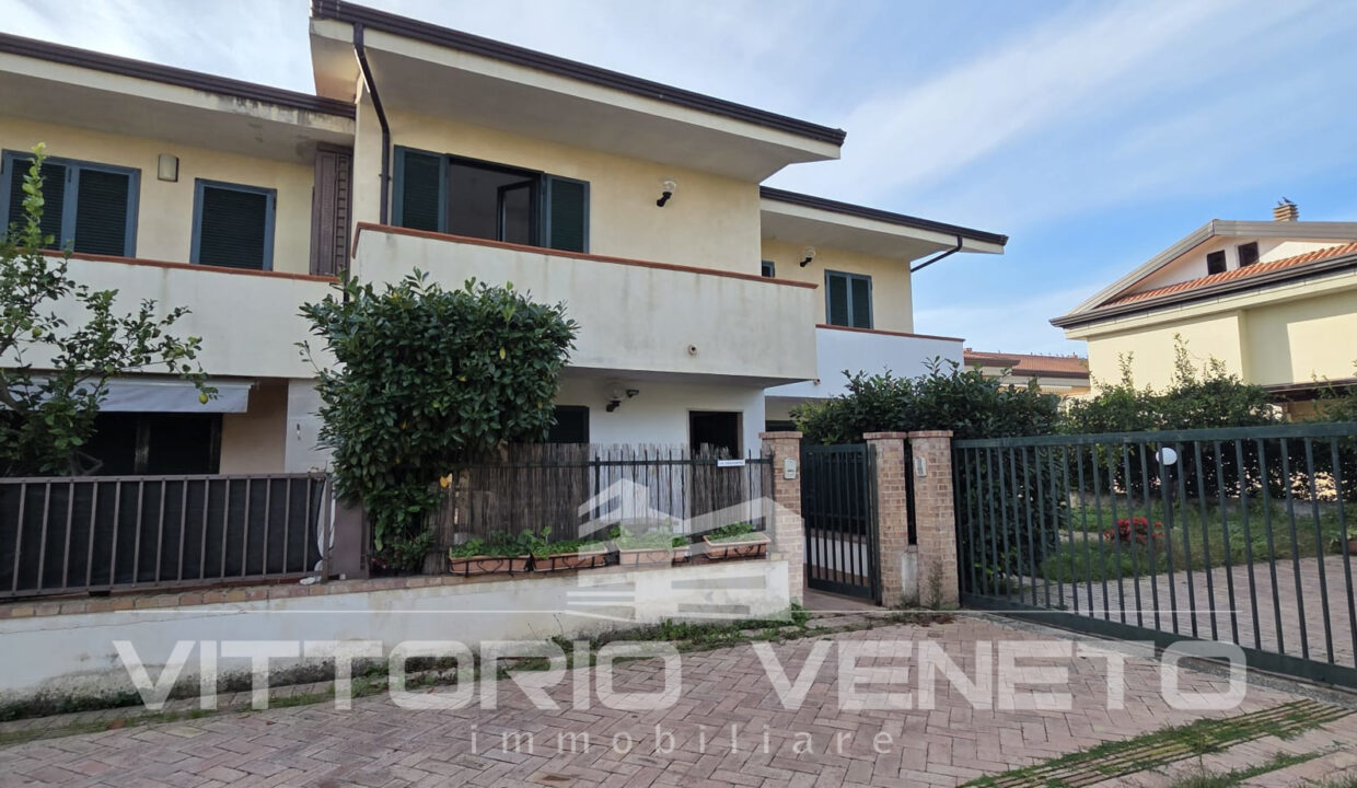 WhatsApp Image 2025-11-11 at 16.10.38 (1)